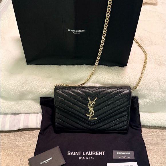 Saint Laurent Black Chevron Crossbody Bag - Picture 2 of 13